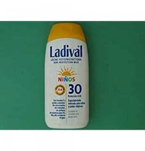 Ladival Niños Y Pieles Atopicas Leche Hidratante - Fotoprotector Fps 30 (1 Envase 200 Ml)