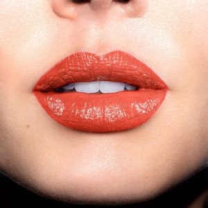 Revlon Super Lustrous Barra De Labios 750 Kiss Me Coral 4.49Gr