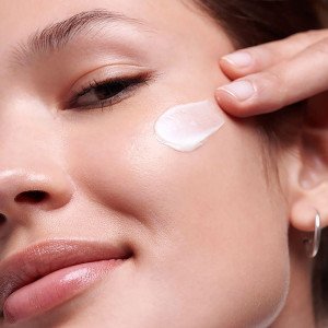 Garnier Skinactive Vitamina C Crema Sérum Spf25 50Ml