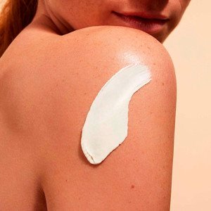 Solar Crema Corporal Uva/Uvb50+ 150 Ml 2