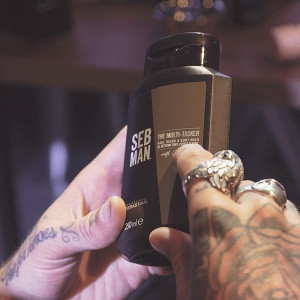 The Multitasker Champú 3 En 1 Piel, Cabello Y Barba 1000 Ml