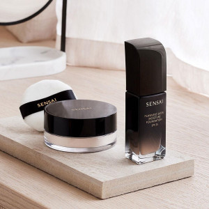 Sensai Flawless Satin Base Fluida Spf20 Fs204.5 Warm Beige 30Ml