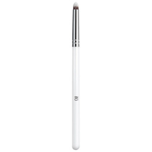 Ilū Precision Smudge Brush 425 1Ud