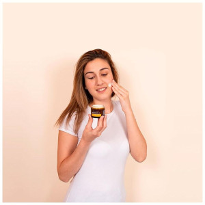 Alma Secret Antiedad Iluminadora Con Vitamina C, Ginseng Y Moringa Spf30 50Ml