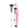 Ilū Angled Foundation Brush 109 1Ud