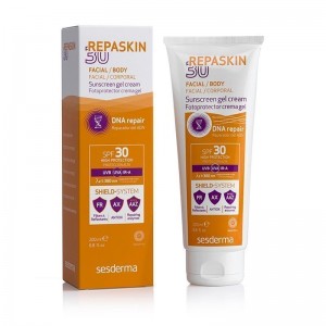 Repaskin Fotoprotector Corporal SPF30, 200 ml. - Sesderma 
