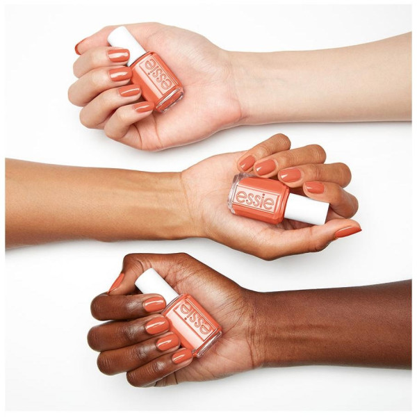 Nail Color 824-Frilly Liliess