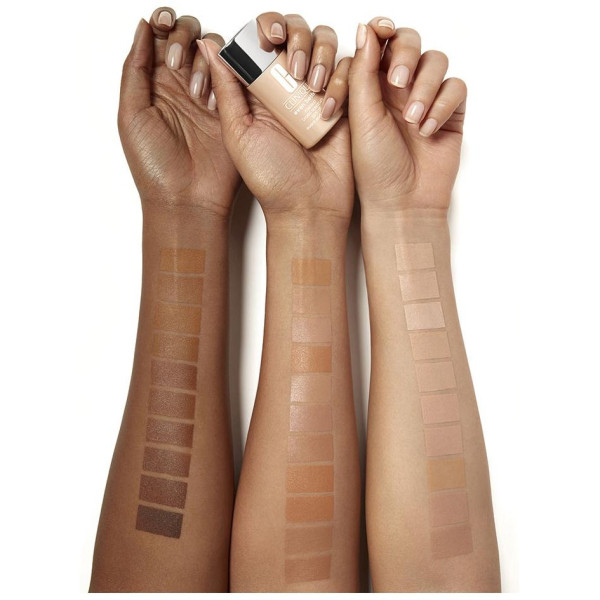 Even Better Fluid Foundation Cn28-Ivory