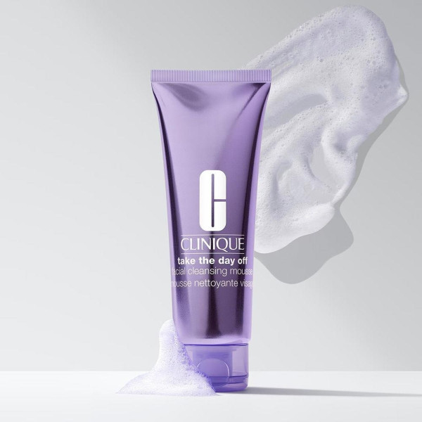 Take The Day Off Mousse Limpiador Facial 125 Ml