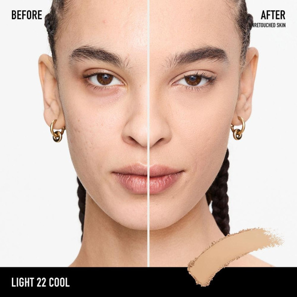 Barepro 24Hr Base De Maquillaje En Polvo Perfeccionadora De La Piel 22-Light Cool 8 Gr