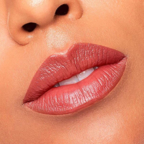 Color Riche Barra De Labios 635-Worth It Medium 4,8 Gr