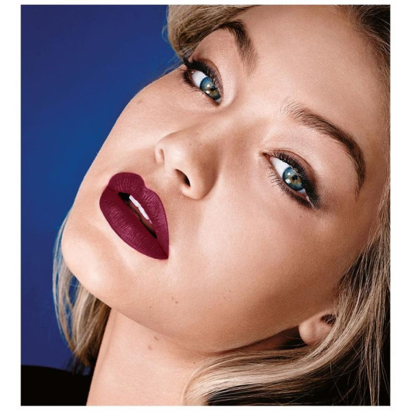 Color Sensational Mattes Lipstick 975-Divine Wine