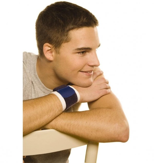 Muñequera - Actimove Manuwrap (1 Unidad Talla S)