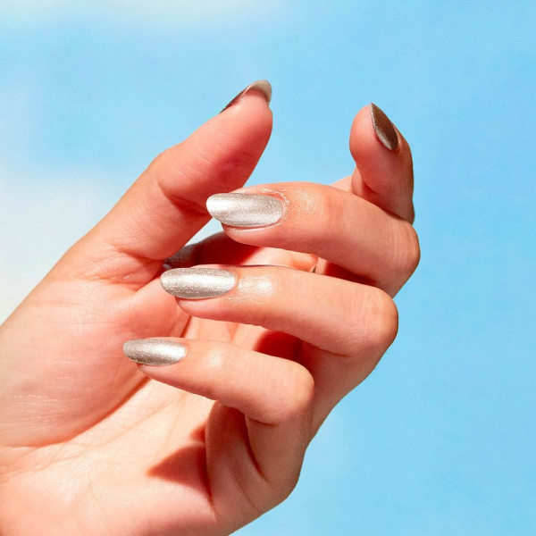 Nature Strong Esmalte De Origen Natural Glowing Places 15 Ml