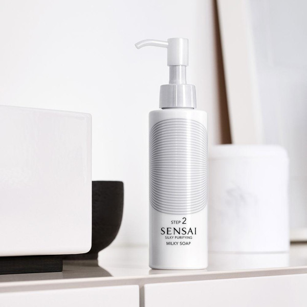 Kanebo Sensai Silky Purifying Milky Soap Step 2 150Ml