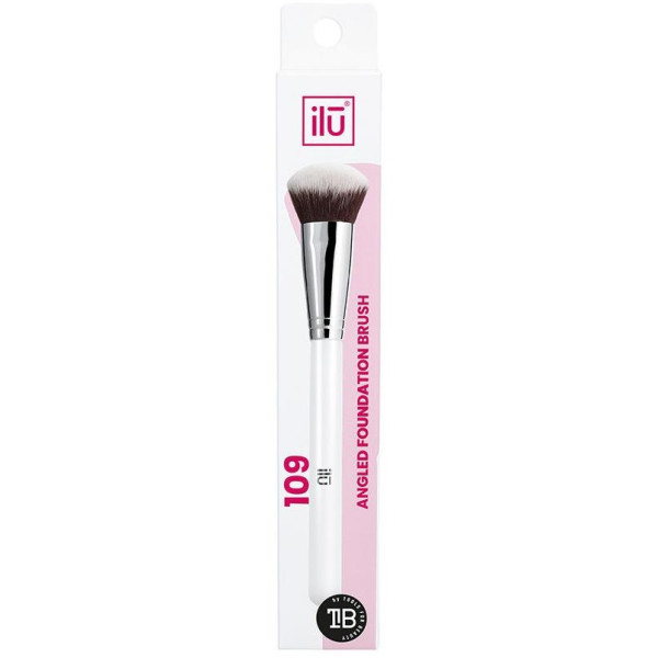Ilū Angled Foundation Brush 109 1Ud