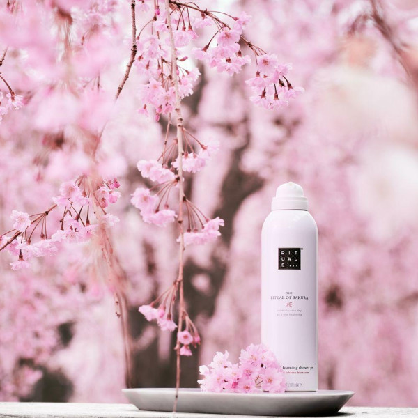 The Ritual Of Sakura Foaming Shower Gel 200 Ml 2
