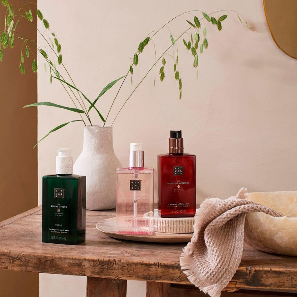 The Ritual Of Sakura Hand Wash 300 Ml