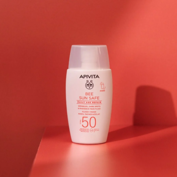 Bee Sun Safe Crema Reparación Antiedad Diaria SPF50, 50 ml. - Apivita