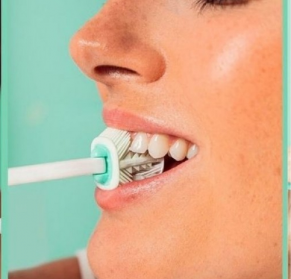 Balene Cepillo de Dientes, Dureza Media, Colo Verde.- Areafar
