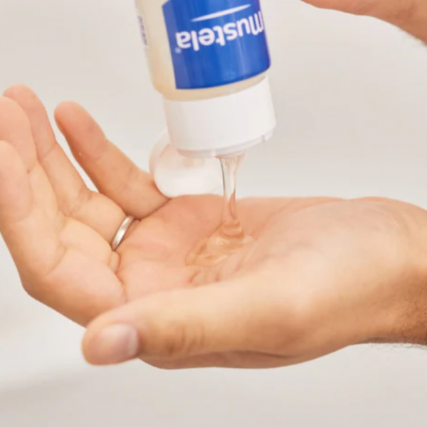 Champú Suave con Aguacate Bio, 200 ml. - Mustela