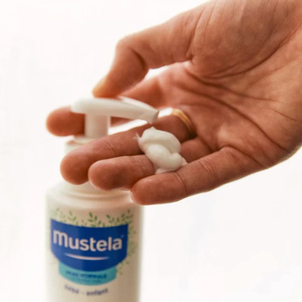 Hydra Bebé Leche Corporal con Aguacate Bio, 750 ml. - Mustela