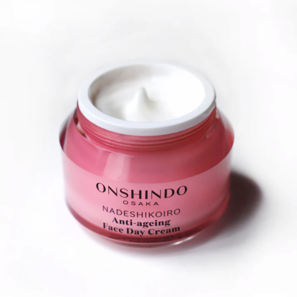 Nadeshikoiro Crema Antiedad Día, Pieles Normales, 50 ml. - Onshindo Osaka