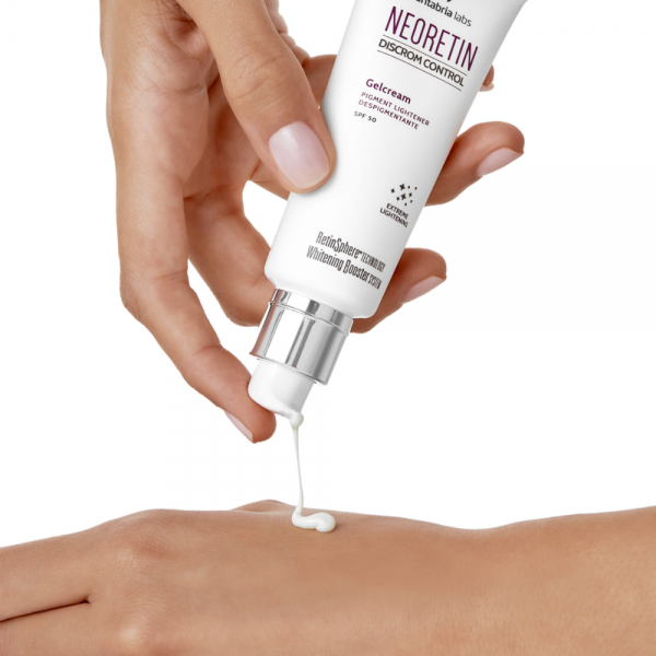 Neoretin Discrom Control Gelcream SPF50, 40 ml. - Cantabria Labs