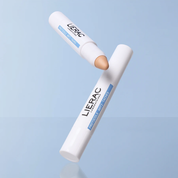 Protocolo Antimanchas, Stick con Color SPF 50, Vitamina E Pura, 2.7 g. - Lierac
