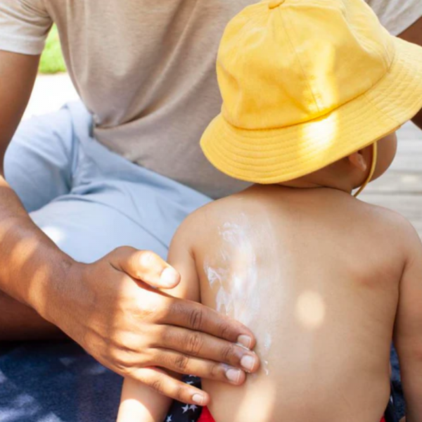 Spray Solar alta Protección SPF50, 200 ml. - Mustela