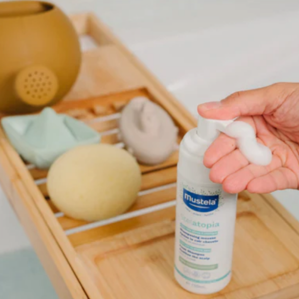 Stelatopia Champú Mousse, 150 ml. - Mustela