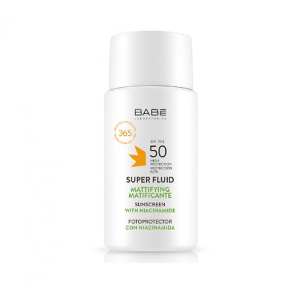 Super Fluid Fotoprotector Matificante SPF 50, 50 ml. - BABE