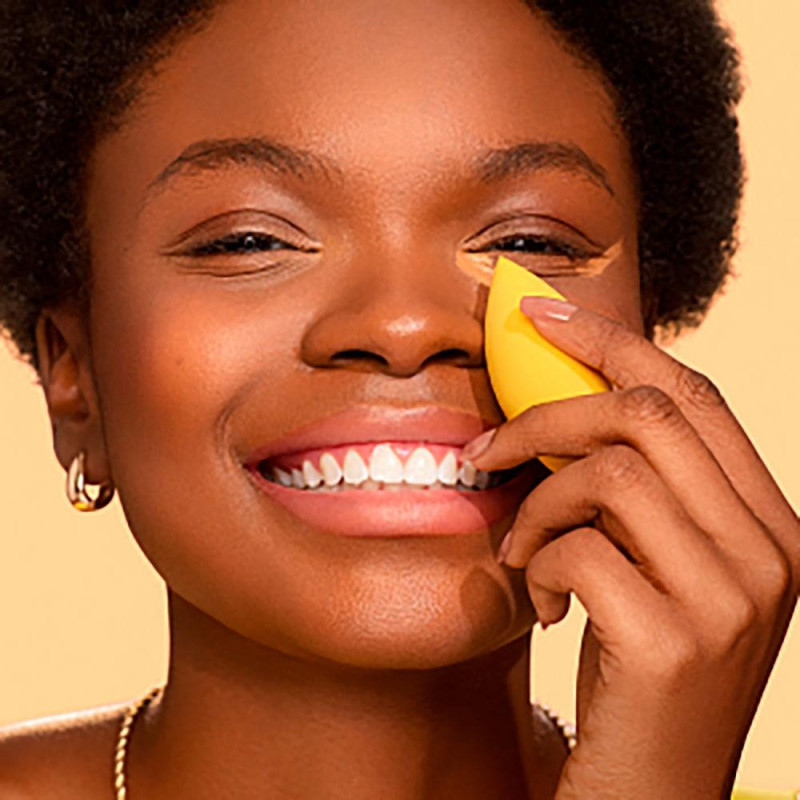 Miracle Concealer Sponge 1 u - Real Techniques
