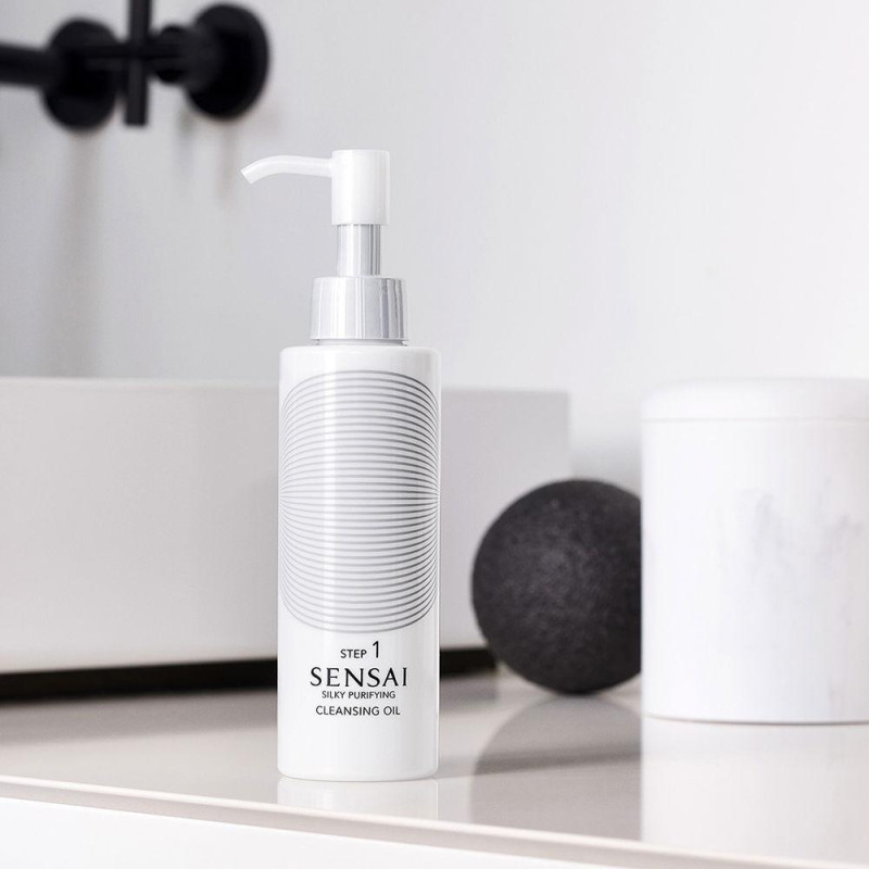 Kanebo Sensai Silky Cleansing Oil 150Ml
