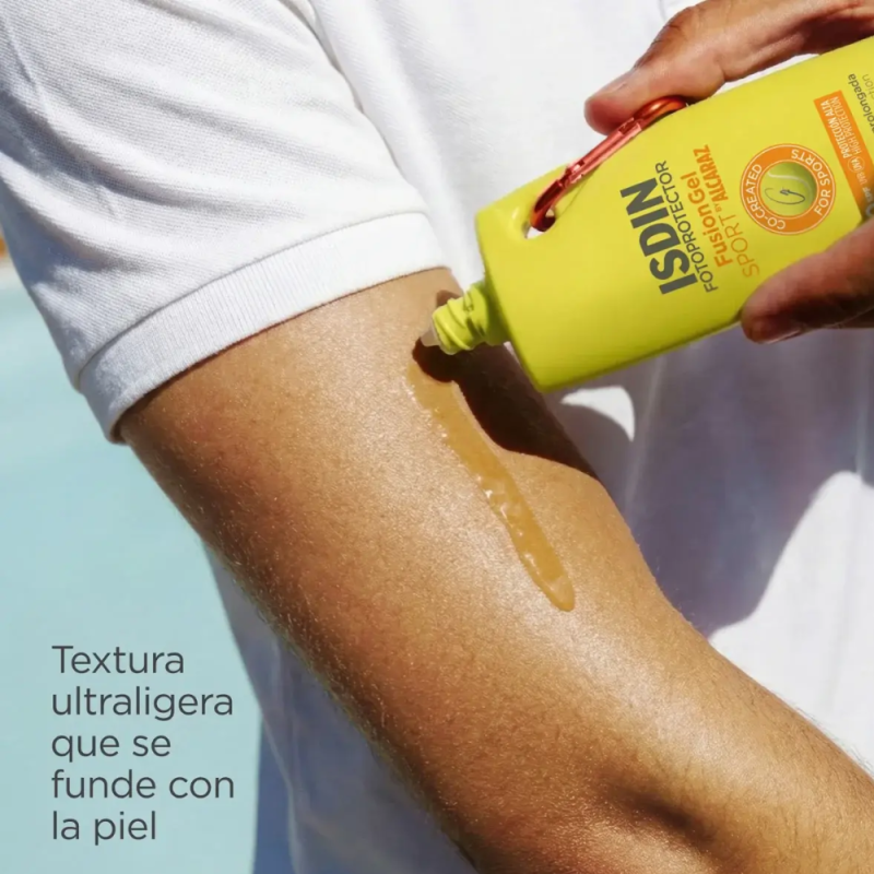 Fotoprotector Fusion Gel Sport by Alcaraz SPF 50. - Isdin