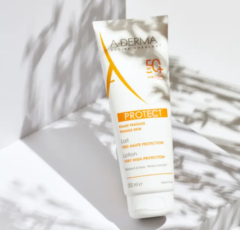 Aderma Protect Loción Solar SPF50+, 250 ml. - A-Derma